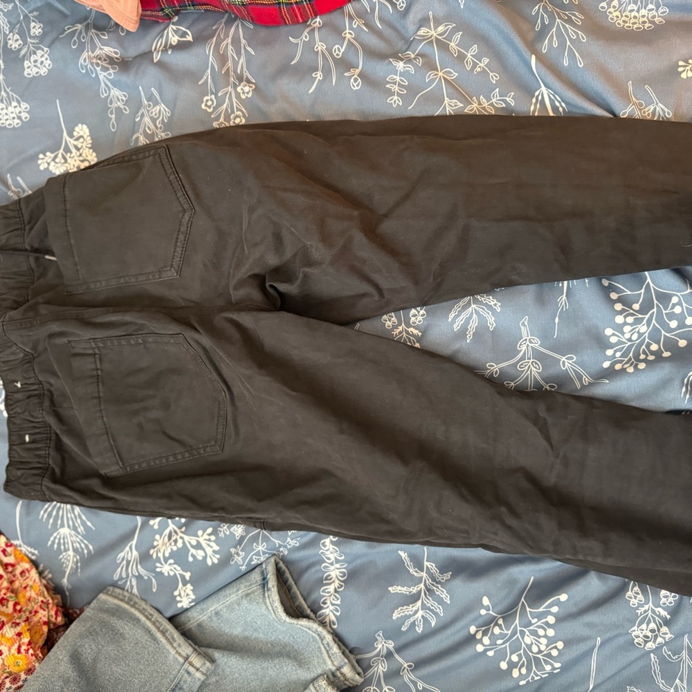 American Eagle Black Casual Pants